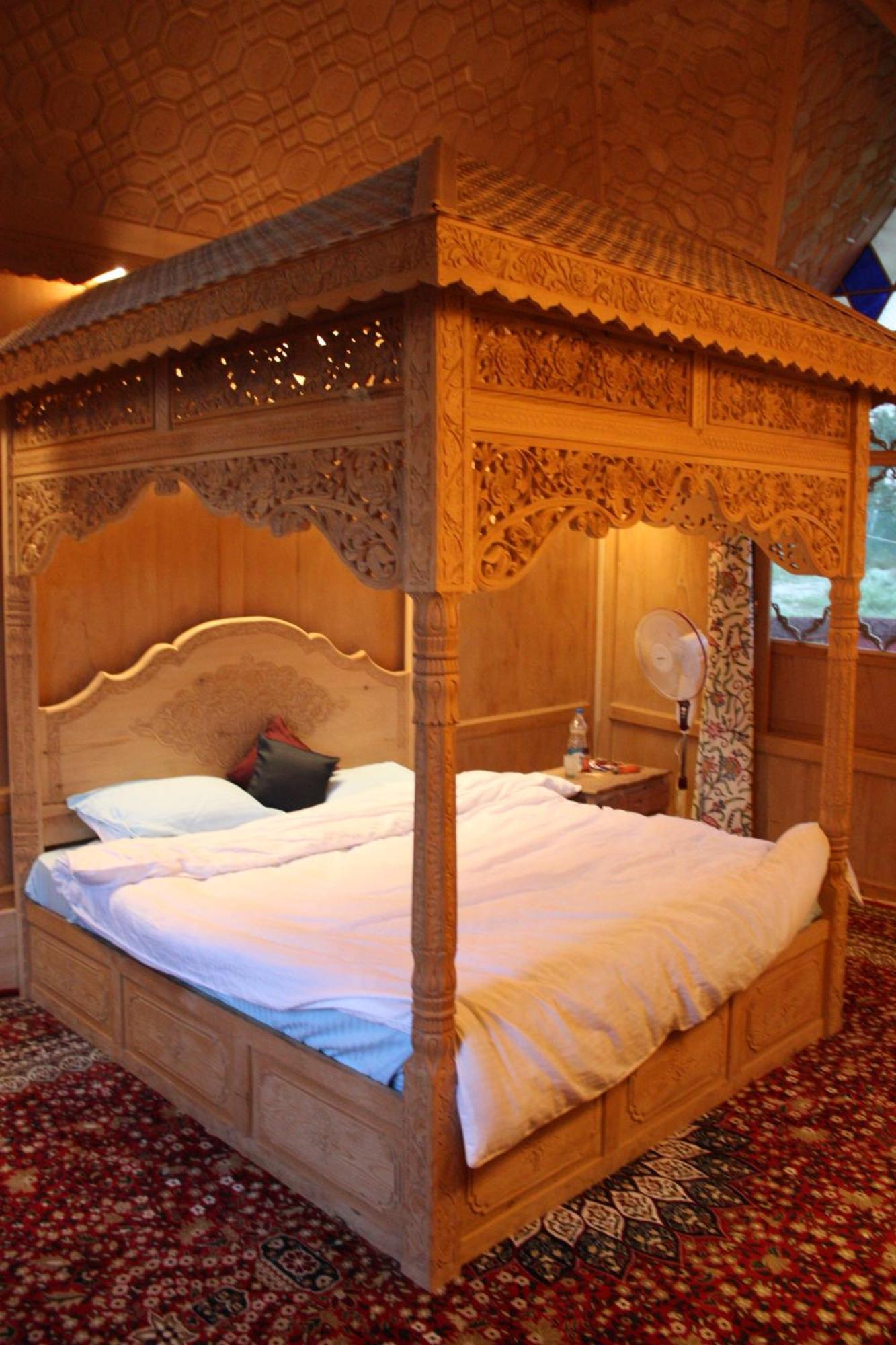 Khilona Luxury Heritage Houseboats Srīnagar Exterior foto